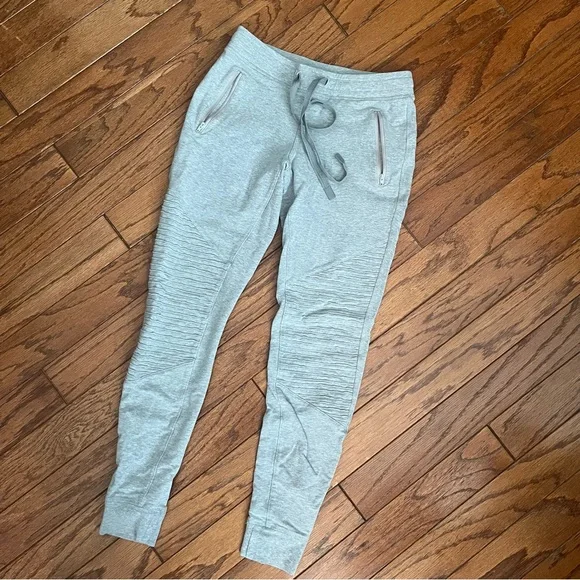 ALO Yoga Gray Moto Joggers XS - Picture 2 of 7